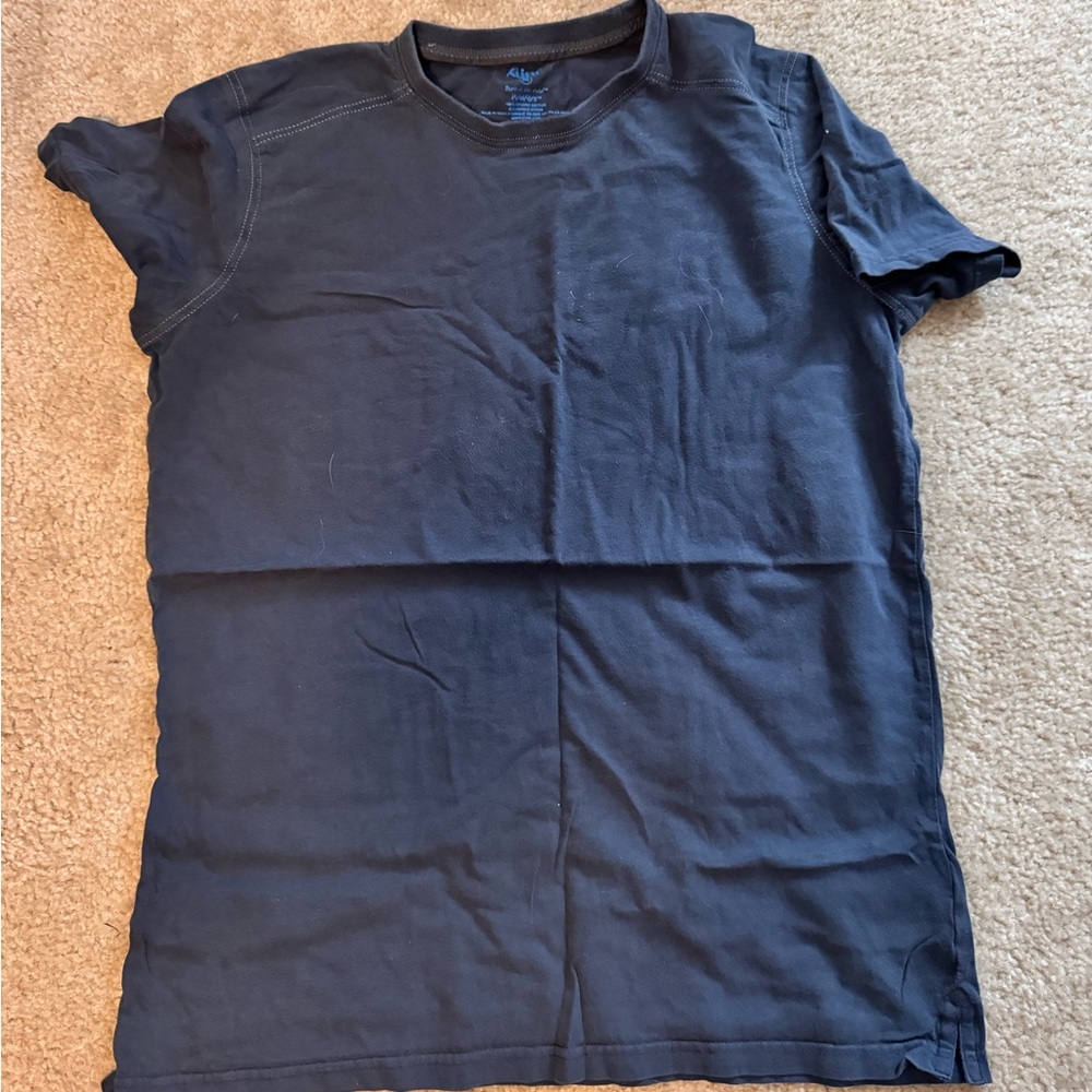 Blue Kuhl tshirt men’s medium